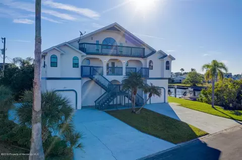 3079 Gulf Winds Cir, Hernando Beach, FL 34607 photo 1