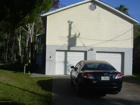 7300 Sunfish Cir, Weeki Wachee, FL 34607 photo 1