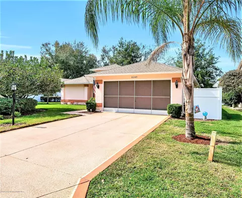 8249 Sugarbush Dr, Spring Hill, FL 34606 photo 1
