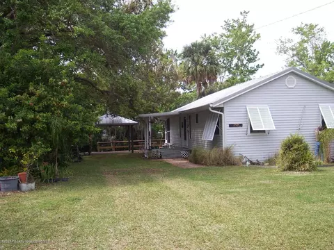 7245 Coventry Ct, Weeki Wachee, FL 34607 photo 1