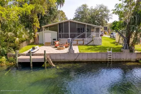 6496 W Richard Dr, Weeki Wachee, FL 34607 photo 1