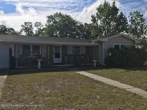 4550 Crescent Rd, Spring Hill, FL 34606 photo 1