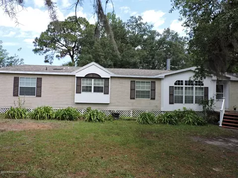 11727 Foxfire Dr, Hudson, FL 34669 photo 1