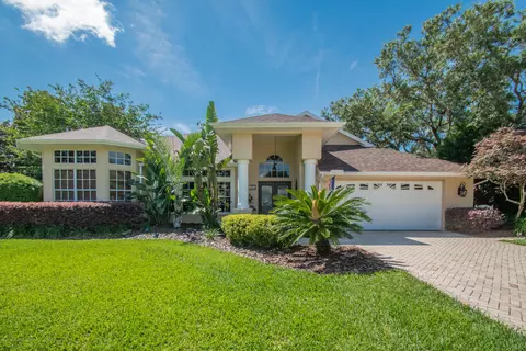 13020 Everard Dr, Spring Hill, FL 34609 photo 1
