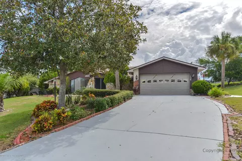 136 Hallam Ct, Spring Hill, FL 34606 photo 1