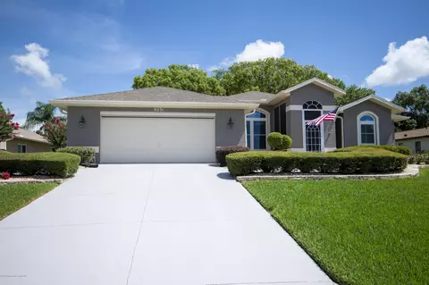 9231 Tarleton Cir, Weeki Wachee, FL 34613 photo 1