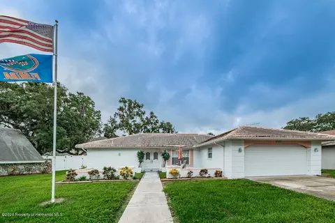 8183 Omaha Cir, Spring Hill, FL 34606 photo 1