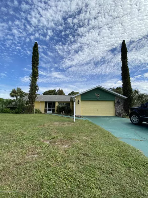 330 Greendale Ct, Spring Hill, FL 34606 photo 1