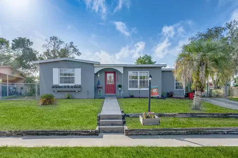 1166 Newhope Rd, Spring Hill, FL 34606 photo 1