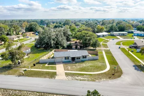 9352 Bay Dr, Spring Hill, FL 34608 photo 1