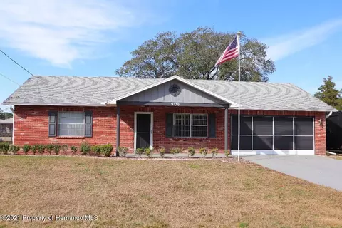 9136 Horizon Dr, Spring Hill, FL 34608 photo 1