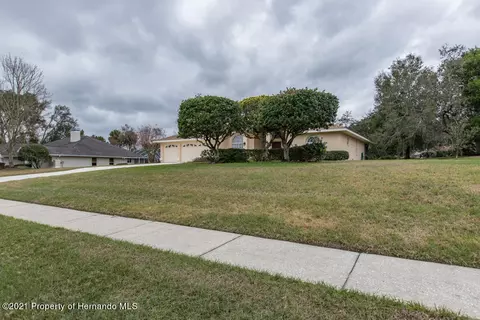 401 Florian Way, Spring Hill, FL 34609 photo 1