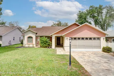 2135 Terrace View Ln, Spring Hill, FL 34606 photo 1