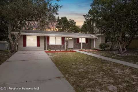 9259 Chase St, Spring Hill, FL 34606 photo 1