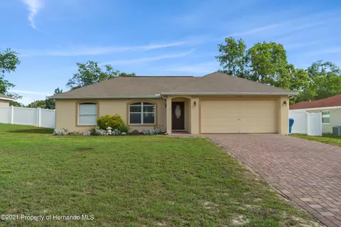 3137 Keeport Dr, Spring Hill, FL 34609 photo 1
