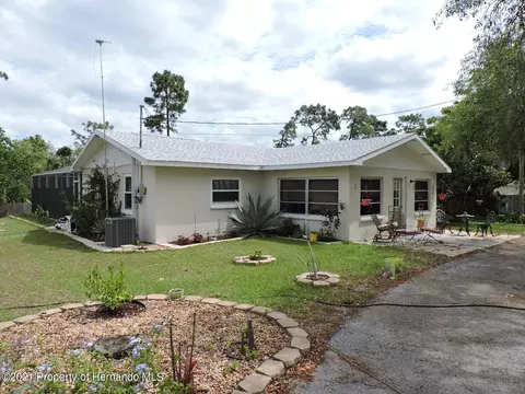 14351 Irving St, Spring Hill, FL 34609 photo 1
