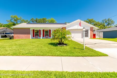 6167 Applegate Dr, Spring Hill, FL 34606 photo 1
