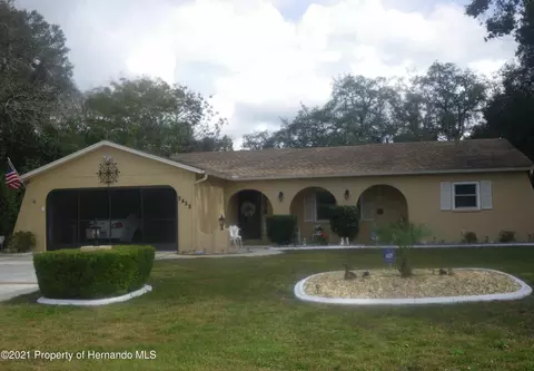 5458 Parnell Ave, Spring Hill, FL 34608 photo 1