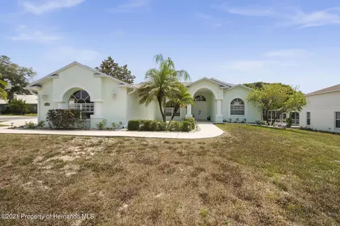 1098 Overland Dr, Spring Hill, FL 34608 photo 1