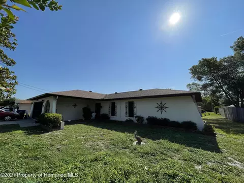 5272 Abagail Dr, Spring Hill, FL 34608 photo 1