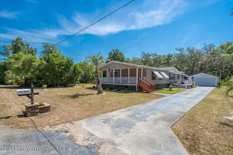 3376 Memory Ln, Spring Hill, FL 34606 photo 1