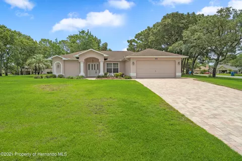 486 Druid Rd, Spring Hill, FL 34609 photo 1