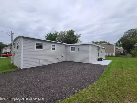 3228 Bartlett St, Spring Hill, FL 34606 photo 1