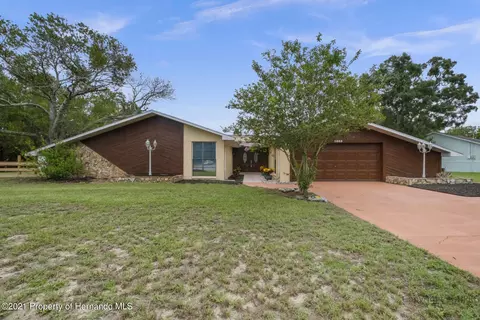 1380 Waterfall Dr, Spring Hill, FL 34608 photo 1