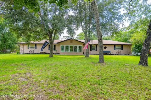 6057 Boatwrite Rd, Spring Hill, FL 34609 photo 1