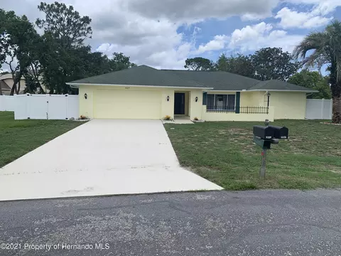 4319 Cavehill Rd, Spring Hill, FL 34606 photo 1