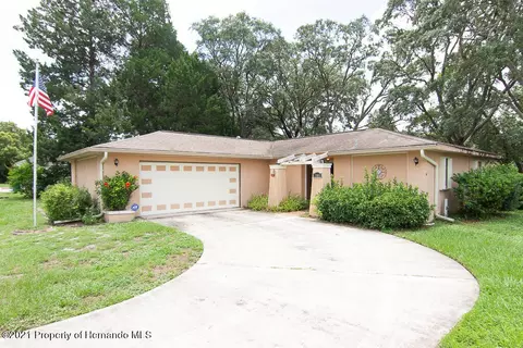 7444 Tranquil Dr, Spring Hill, FL 34606 photo 1