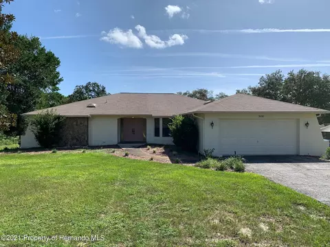 5238 Suwannee Rd, Weeki Wachee, FL 34607 photo 1