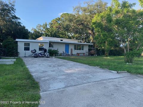 8715 Casper Ave, Hudson, FL 34667 photo 1