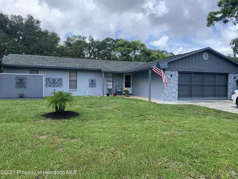 8165 Roycrest Ln, Spring Hill, FL 34606 photo 1