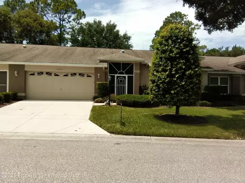 2323 Hidden Trail Dr, Spring Hill, FL 34606 photo 1