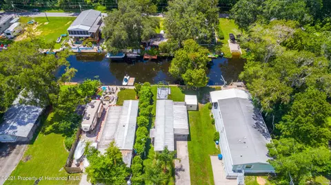 6502 W Richard Dr, Weeki Wachee, FL 34607 photo 1