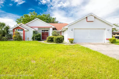 8476 Northcliffe Blvd, Spring Hill, FL 34606 photo 1