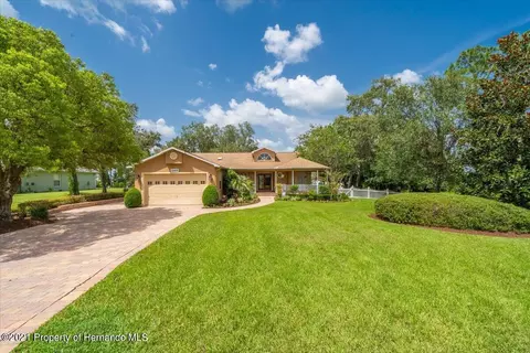 13677 Rudi Loop, Spring Hill, FL 34609 photo 1