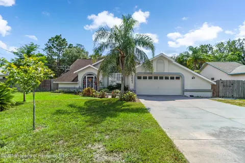 7641 Gates Cir, Spring Hill, FL 34606 photo 1