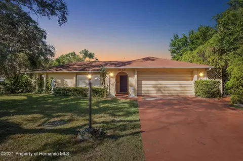 2145 Founder Rd, Spring Hill, FL 34606 photo 1
