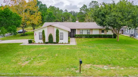 11335 Topaz St, Spring Hill, FL 34608 photo 1