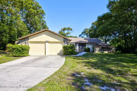 1468 Newhope Rd, Spring Hill, FL 34606 photo 1