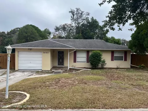 7462 Pinehurst Dr, Spring Hill, FL 34606 photo 1