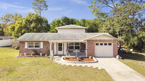 371 Upland Ave, Spring Hill, FL 34606 photo 1