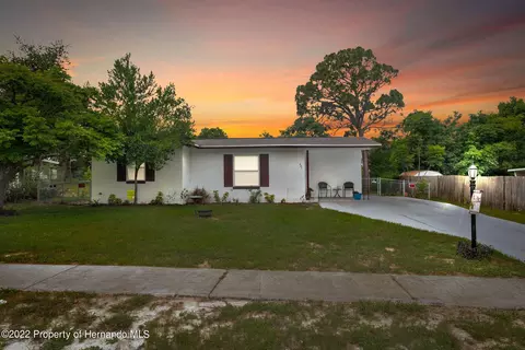 443 Copperfield Rd, Spring Hill, FL 34606 photo 1