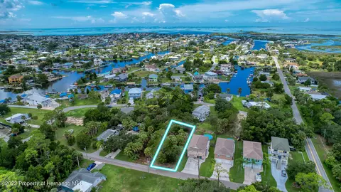 5047 Oak Leaf Ln, Hernando Beach, FL 34607 photo 1