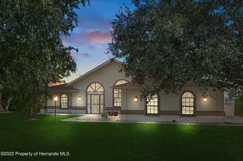 1206 Triple Crown Loop E, Hernando, FL 34442 photo 1