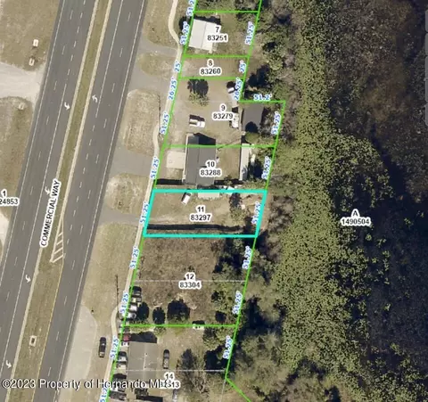 8274 Commercial Way, Weeki Wachee, FL 34613