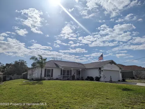 6130 Nantucket Ln, Spring Hill, FL 34608 photo 1