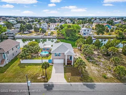 3227 Rose Arbor Dr, Hernando Beach, FL 34607